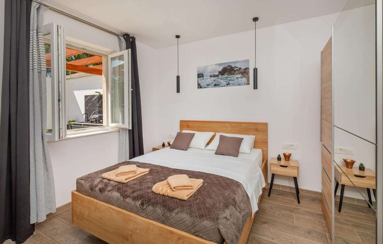 Apartment Holiday Home Doma, Cilipi Near Dubrovnik Exterior foto